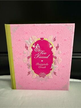 Too Faced Fairytale Crush Limited-Edition Blush & Highlighter Palette